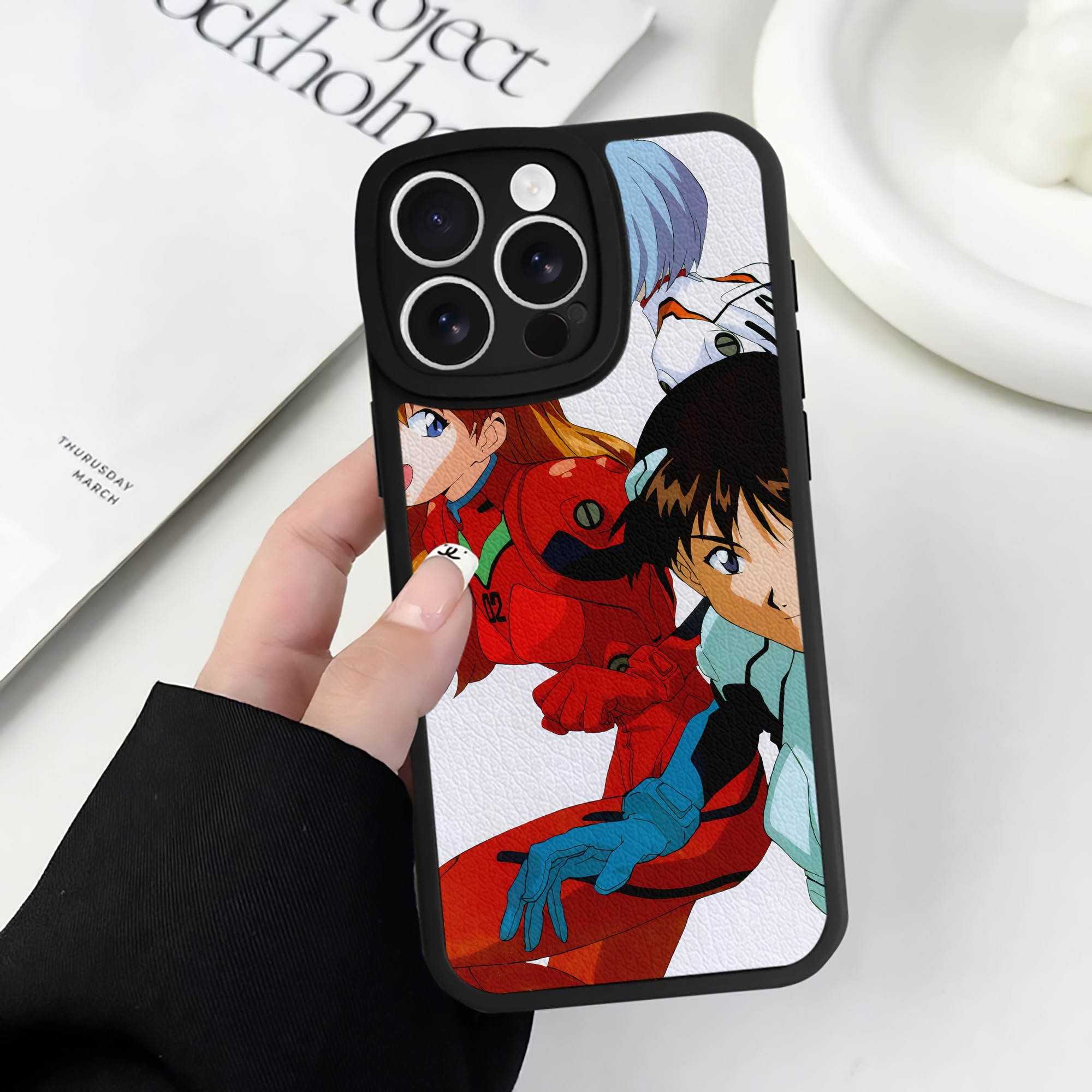 （画像用） EVA 新世紀エヴァンゲリオン 【iPhone 16シリーズ対応】シリコンスマホケース（レザー調） 材質：シリコン